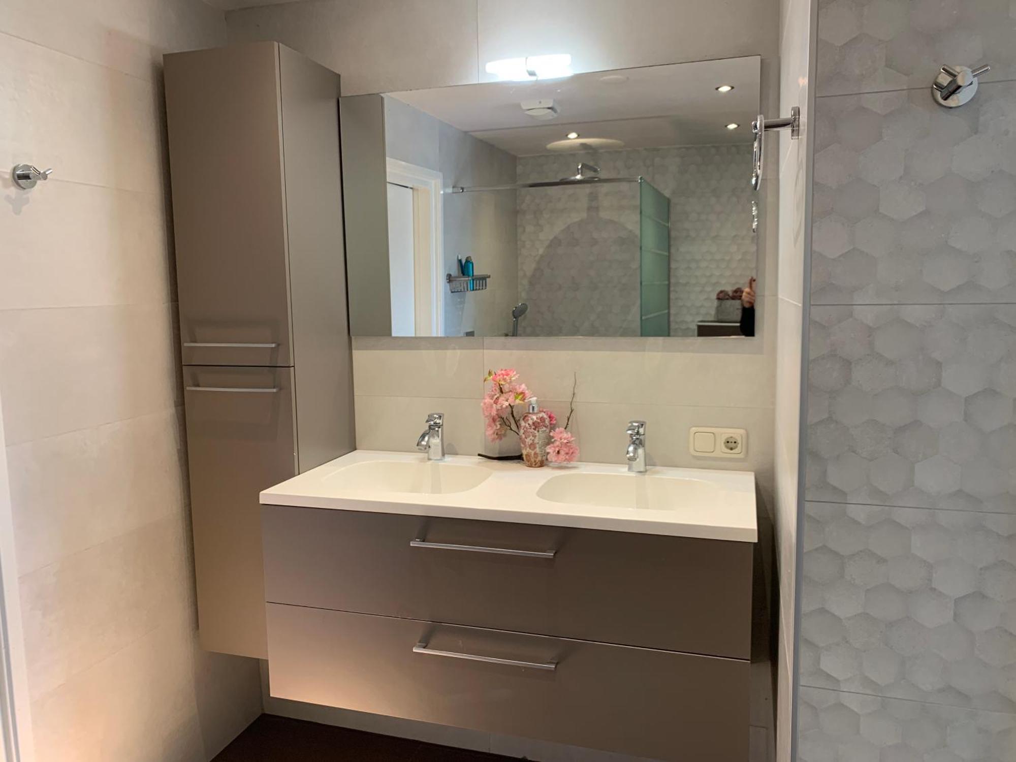 Den Ham Comfortabele Familie Suite Met 2 Slk, Speelzolder, Balkon, Airco מראה חיצוני תמונה
