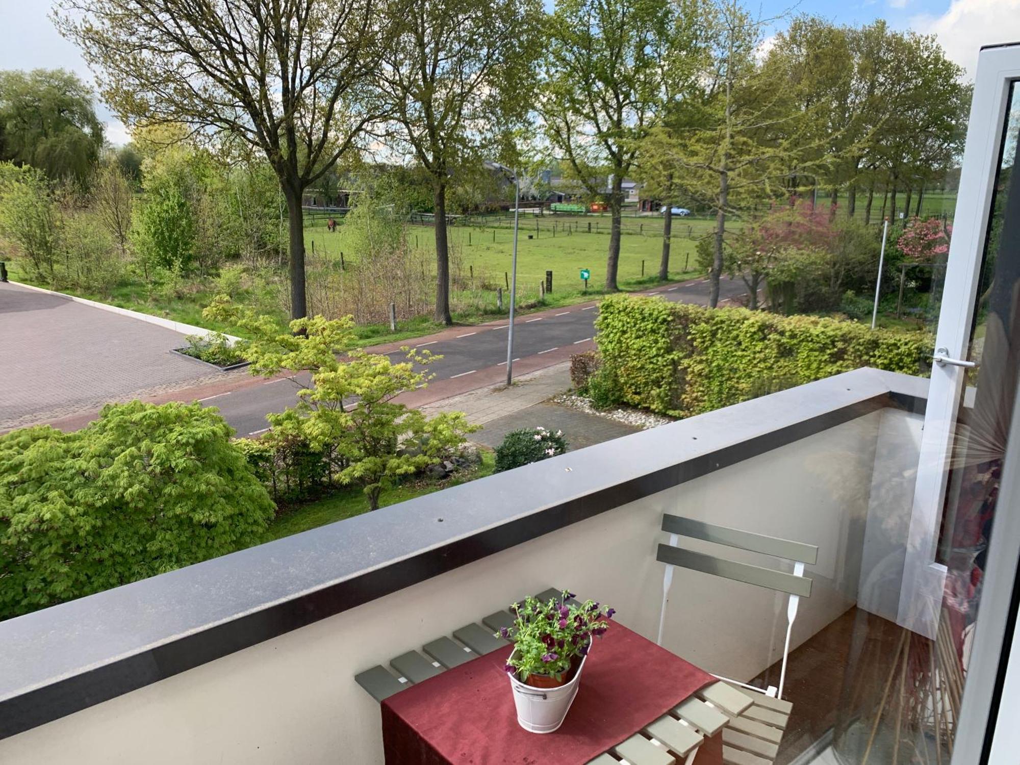 Den Ham Comfortabele Familie Suite Met 2 Slk, Speelzolder, Balkon, Airco מראה חיצוני תמונה