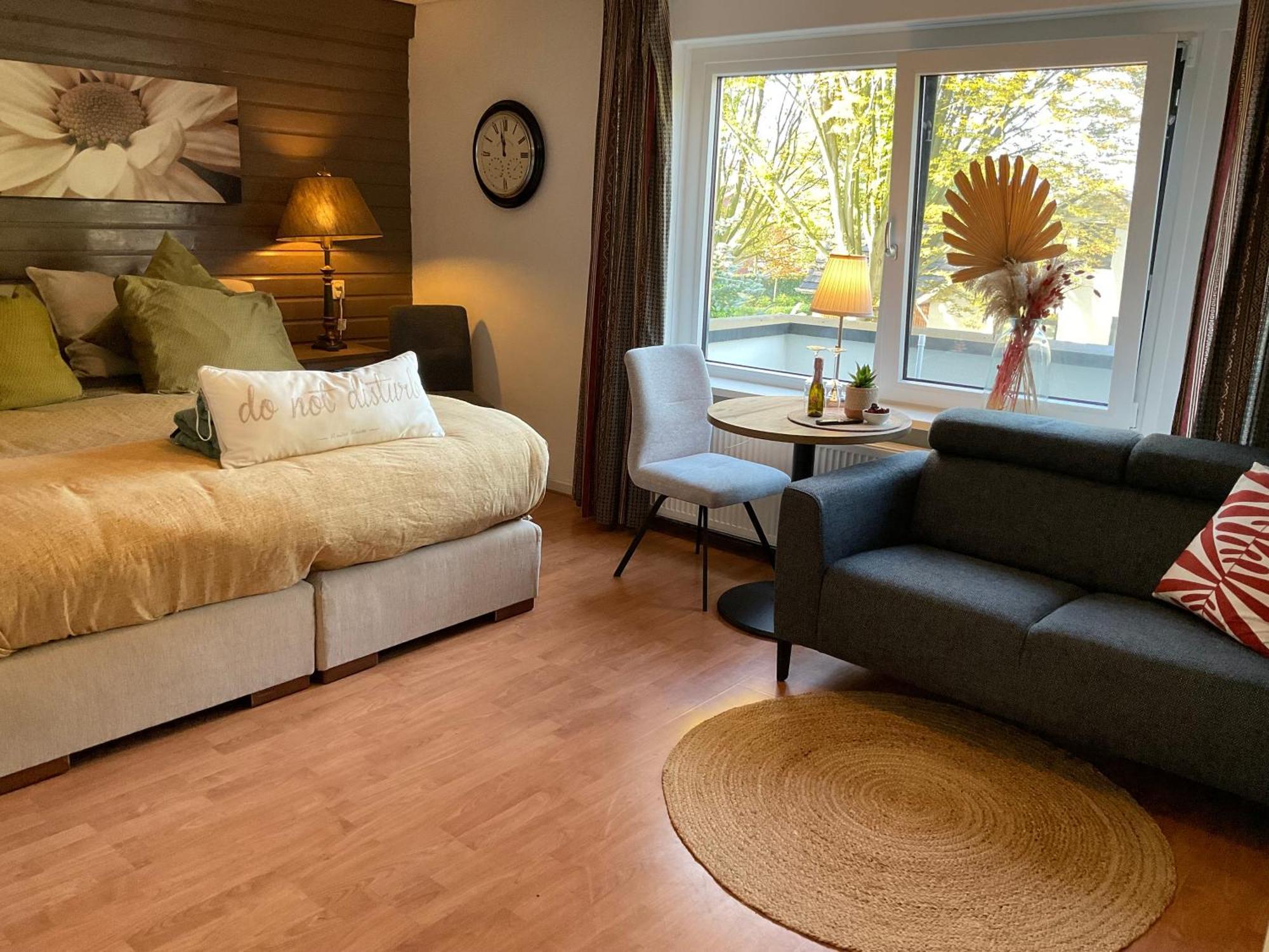 Den Ham Comfortabele Familie Suite Met 2 Slk, Speelzolder, Balkon, Airco מראה חיצוני תמונה
